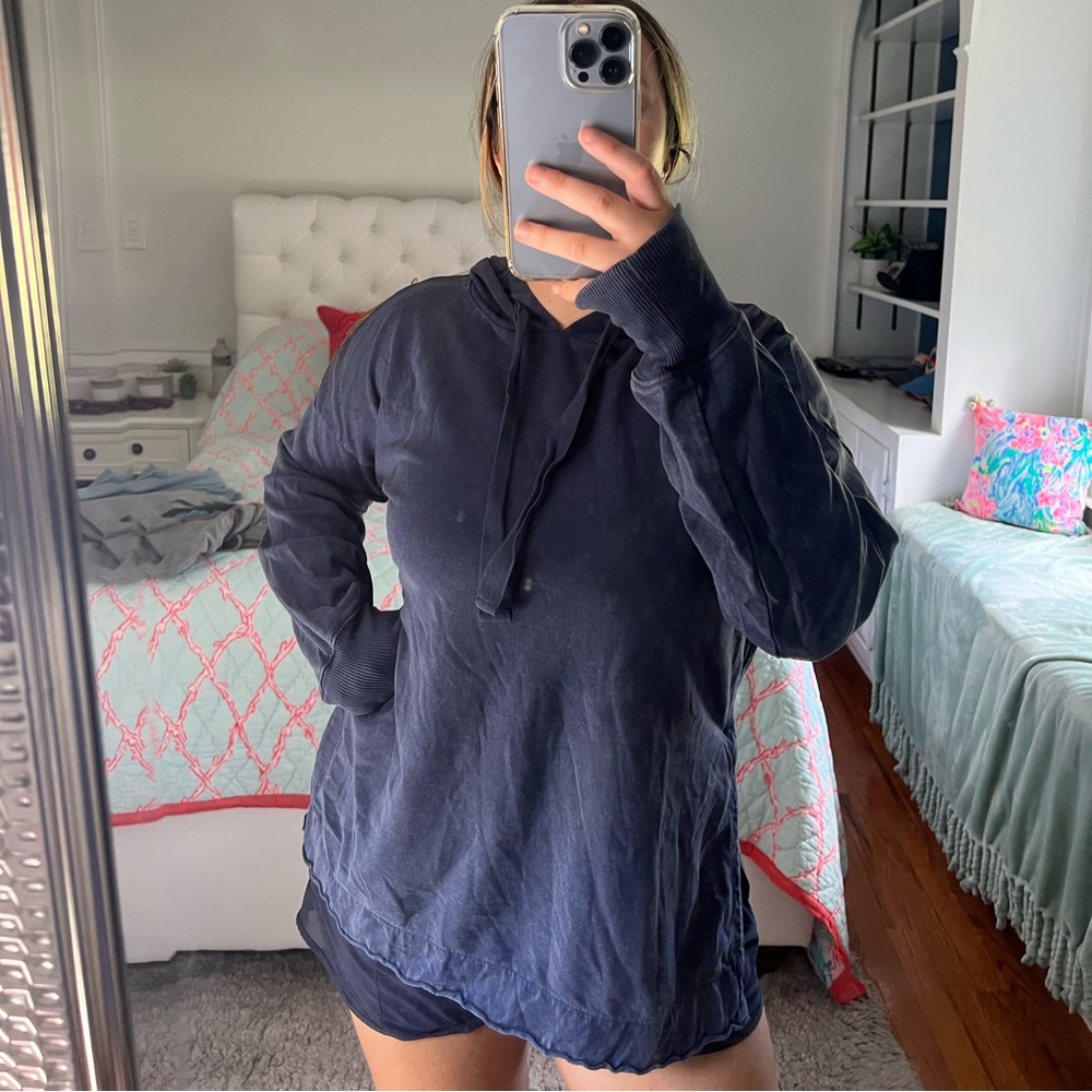 Aerie top
